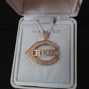 14kt Gold Cincinnati Reds Pendant